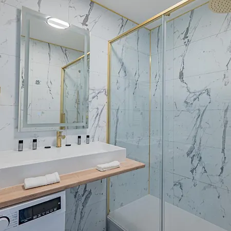 Appartement Elegant 2 Pieces - Acces Direct Vue Splendide